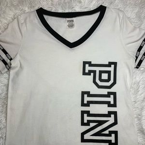 selling my white Pink brand Top
